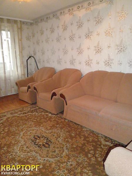 Sell 2-room apartment. Киев,  Миропольская — photo 1