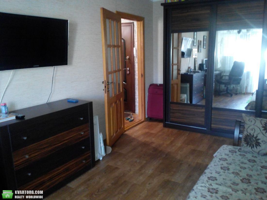 Sell 1-room apartment. Киев,  Санаторная — photo 1