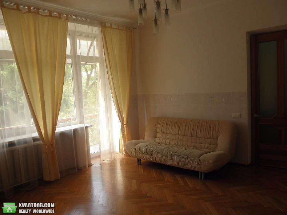 Rent out 2-room apartment. Киев,  Грушевского — photo 2