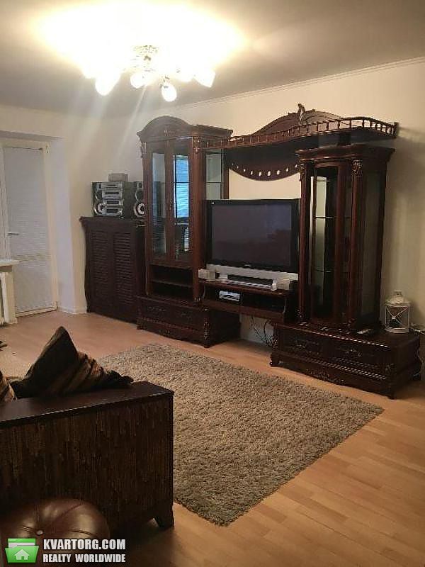 Rent out 3-room apartment. Киев,  Московская — photo 2