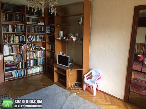 Rent out 3-room apartment. Киев,  Днепровская наб — photo 4