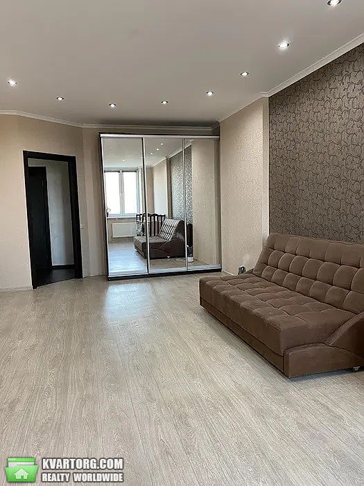 Sell 2-room apartment. Киев,  Лебедева-Кумача — photo 2