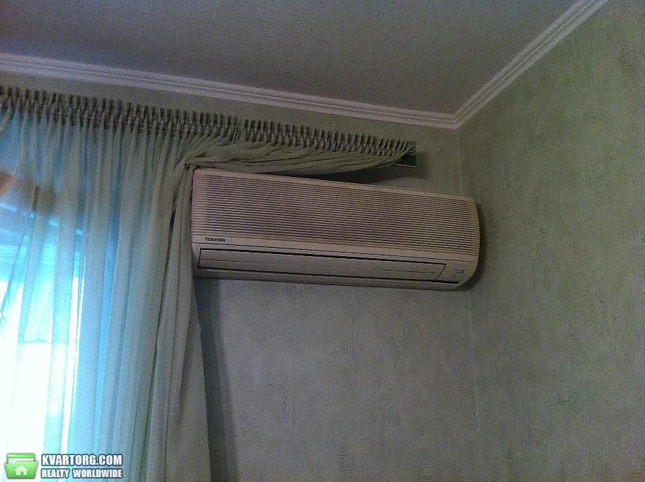Rent out 2-room apartment. Киев,  Николаева — photo 4