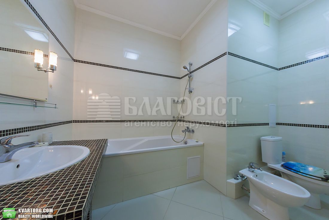 Rent out 3-room apartment. Киев, Барбюса Анри — photo 1
