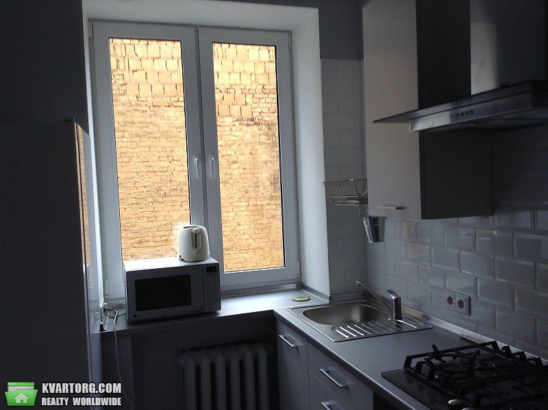 Rent out 2-room apartment. Киев,  Пирогова — photo 5