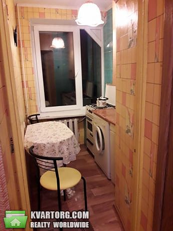 Rent out 1-room apartment. Киев,  Мичурина — photo 5