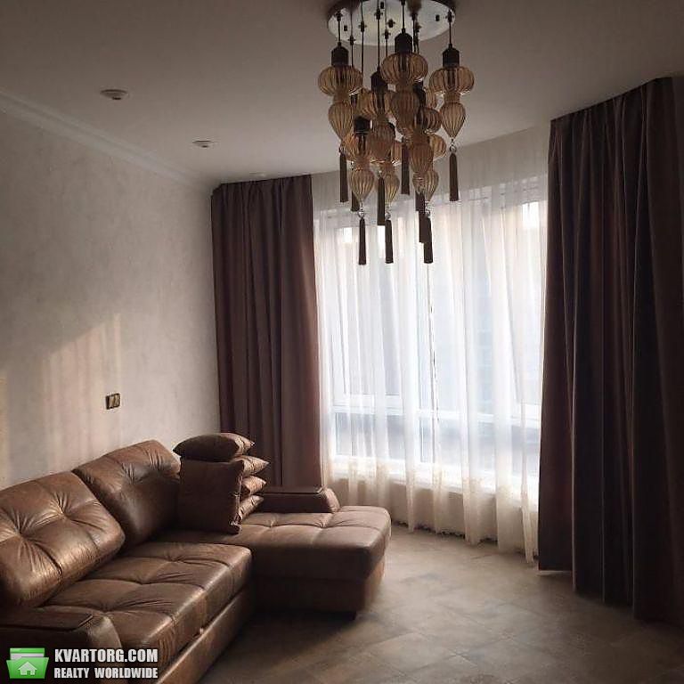 Rent out 3-room apartment. Киев,  Антоновича — photo 1