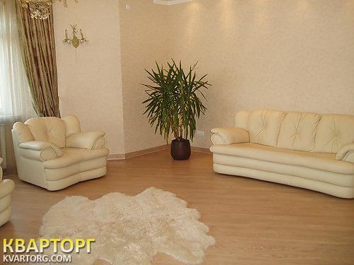 Rent out 2-room apartment. Киев,  Оболонская наб — photo 2