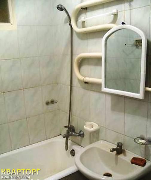Rent out 2-room apartment. Киев,  Российская — photo 5