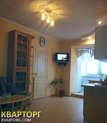 Rent out 3-room apartment. Киев, Волгоградская — photo 2