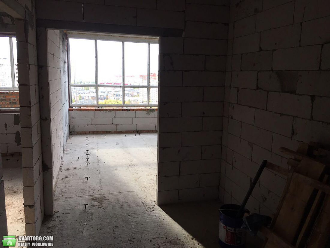Sell 2-room apartment. Киев, Краковская — photo 3