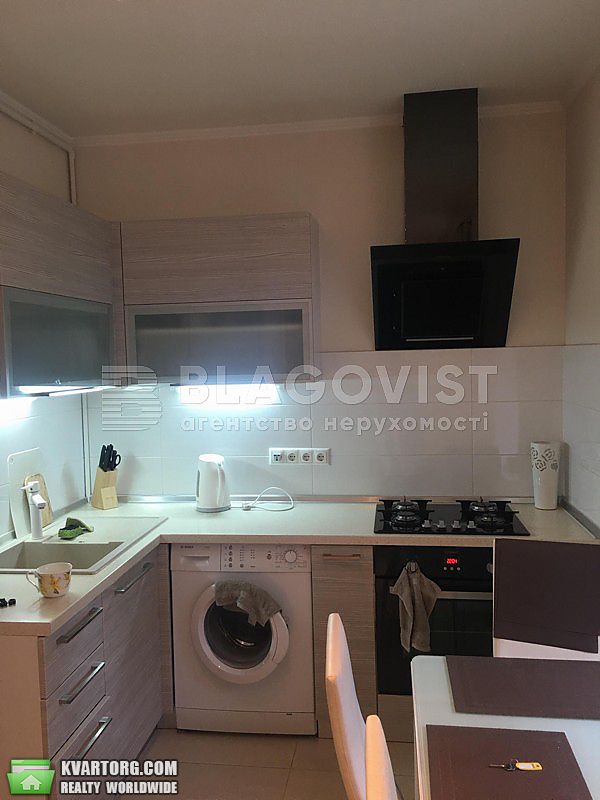 Rent out 2-room apartment. Киев,  Лютеранская — photo 6