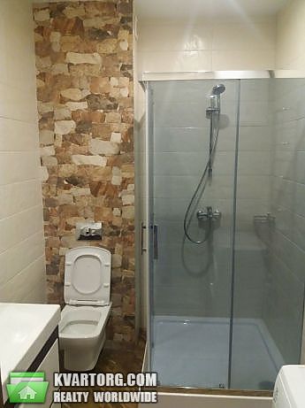 Rent out 2-room apartment. Киев,  Ломоносова — photo 7