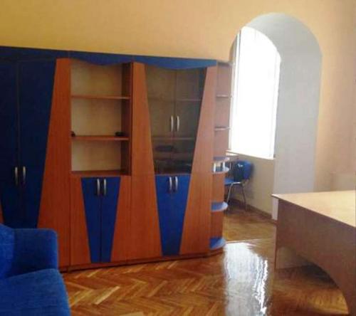 Rent out office. Киев, Владимирская — photo 3
