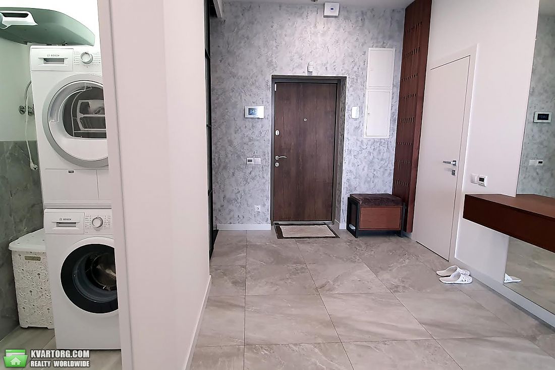 Rent out 3-room apartment. Киев,  Никольско-Слободская — photo 2