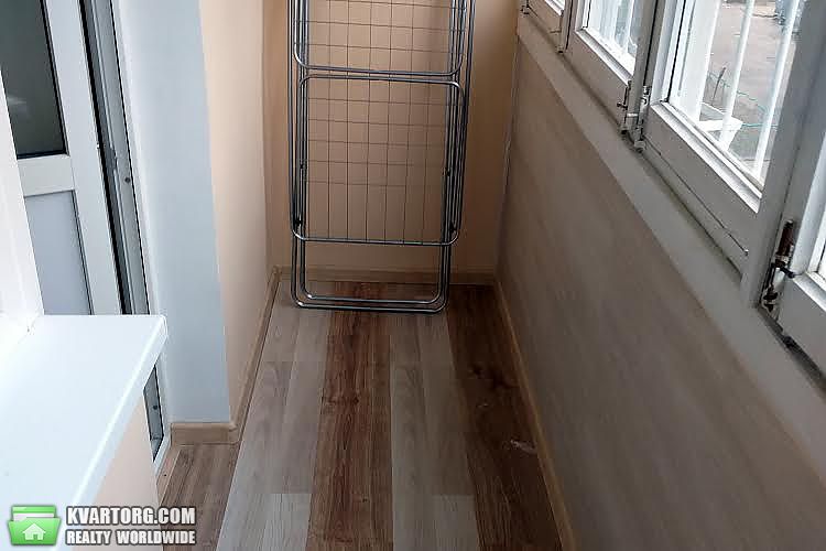 Rent out 2-room apartment. Киев,  40-летия Октября просп — photo 3