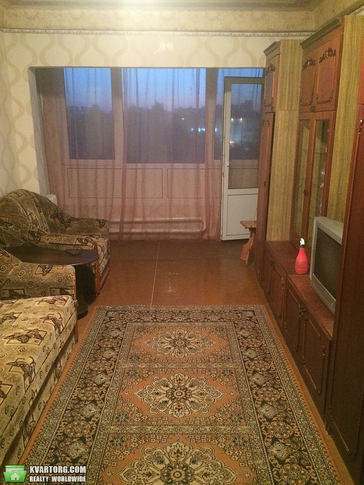 Rent out 2-room apartment. Киев,  Богатырская — photo 3