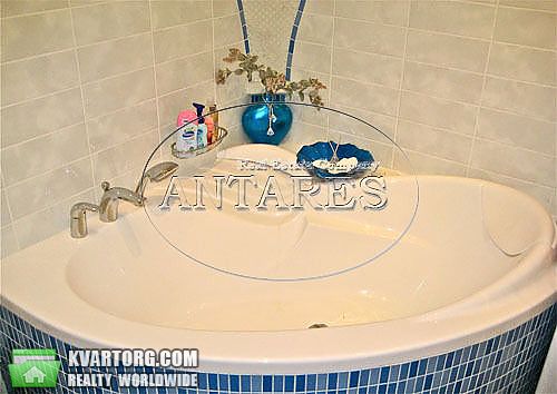 Rent out 3-room apartment. Киев, Жилянская — photo 7