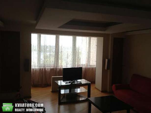 Rent out 3-room apartment. Киев,  Приречная — photo 6