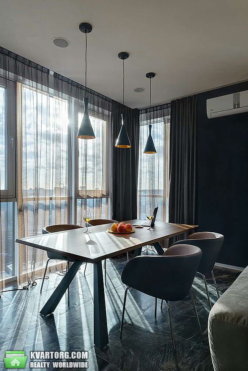 Sell 3-room apartment. Киев,  Драгомирова — photo 3