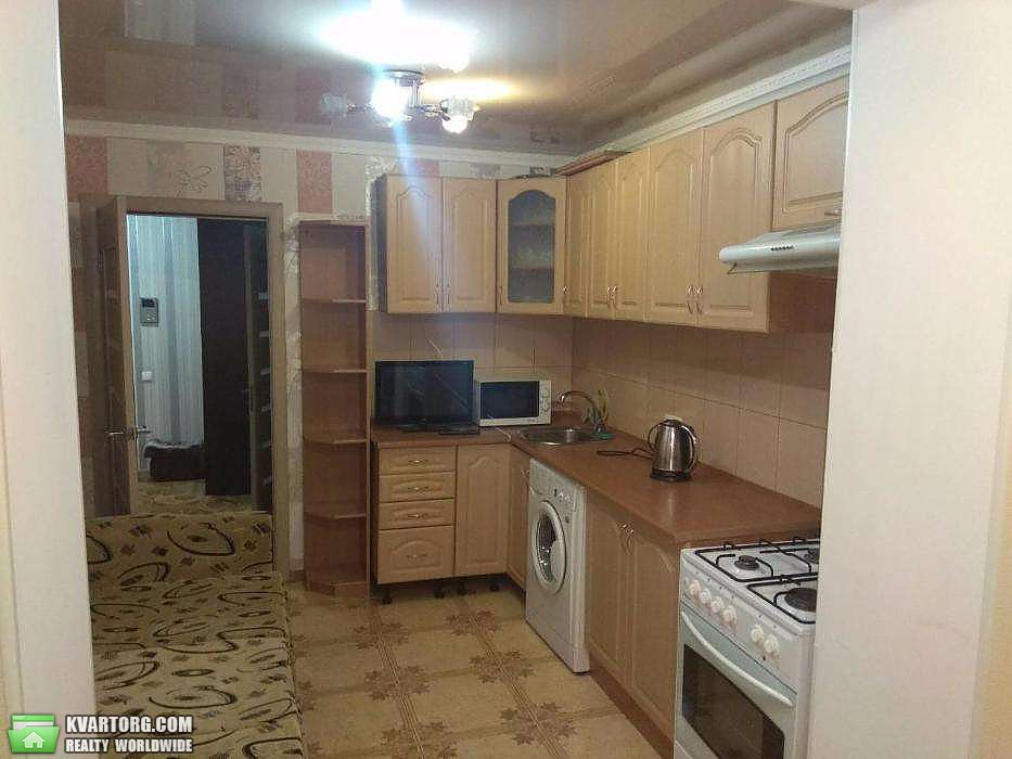 Rent out 1-room apartment. Киев,  Жмеринская — photo 4