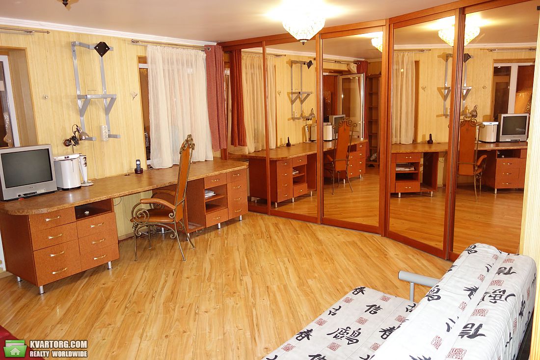 Rent out 3-room apartment. Киев, проспект Ватутина — photo 6