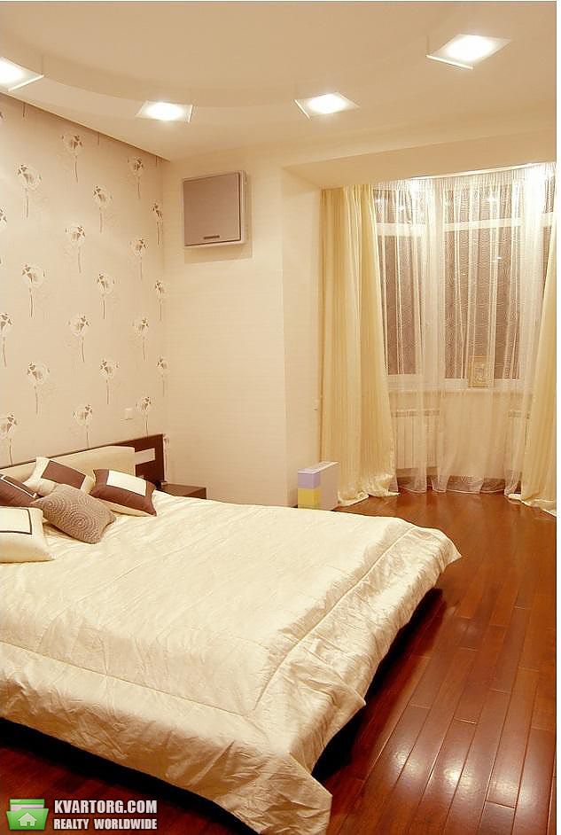 Rent out 3-room apartment. Киев,  Волошская — photo 7