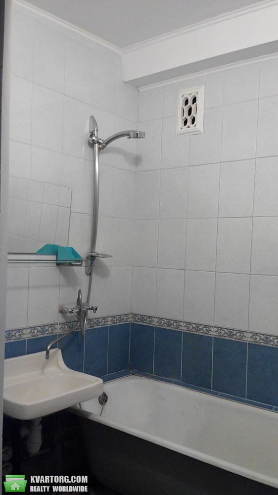 Rent out 1-room apartment. Киев,  Милютенко — photo 8