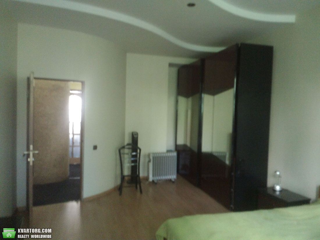 Sell 4-room apartment. Киев,  Кропивницкого — photo 10