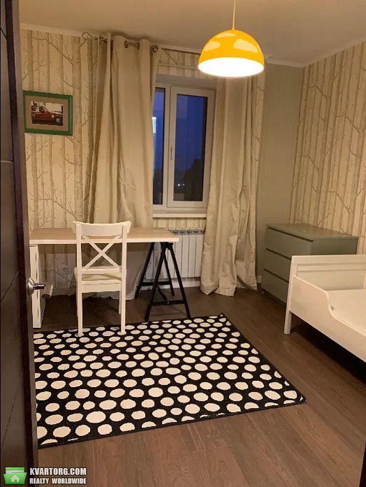 Rent out 4-room apartment. Киев,  Святошинский пер — photo 8