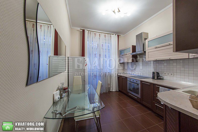Rent out 2-room apartment. Киев,  Щорса — photo 5