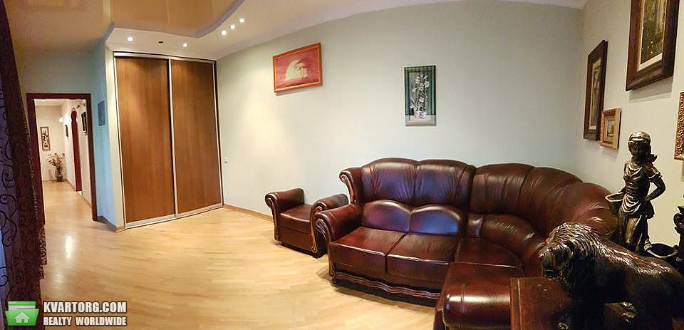 Rent out 4-room apartment. Киев,  Павловская — photo 5
