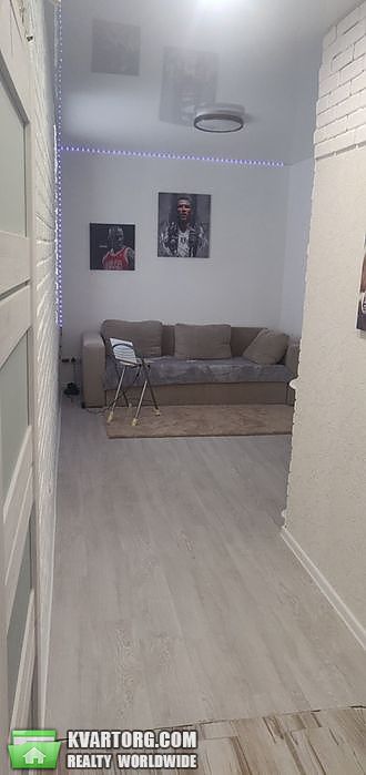 Sell 1-room apartment. Киев,  Межевая — photo 1