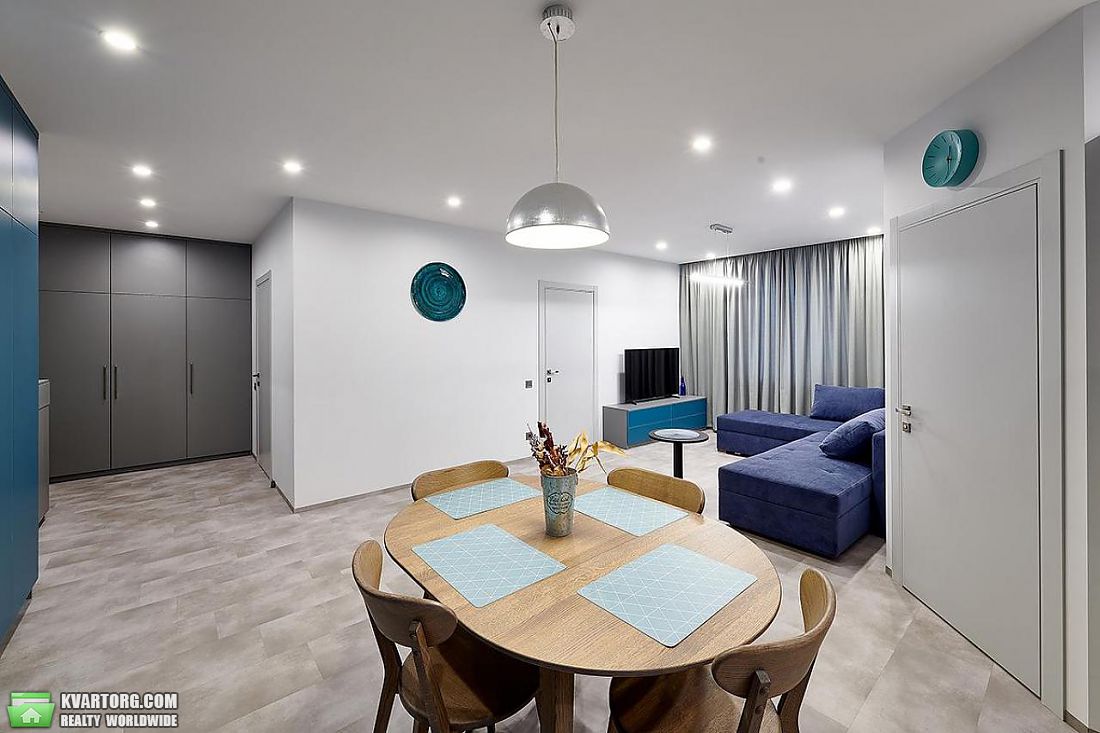 Rent out 3-room apartment. Киев,  Герцена — photo 9