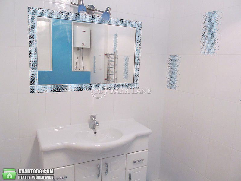 Rent out 3-room apartment. Киев,  Ирпенская — photo 9