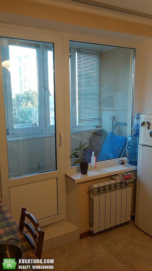 Sell 1-room apartment. Киев,  Мельникова — photo 2