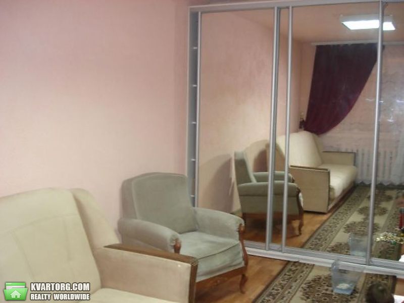 Sell 1-room apartment. Киев,  Зодчих — photo 1
