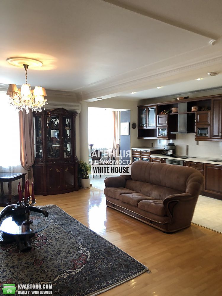 Sell 4-room apartment. Киев,  Урловская — photo 1