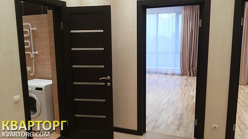 Rent out 2-room apartment. Киев,  Днепровская наб — photo 5