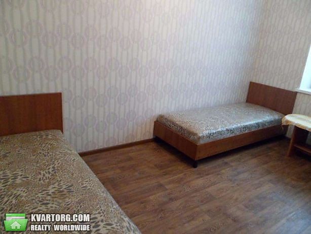 Rent out 2-room apartment. Киев, черкаська — photo 2