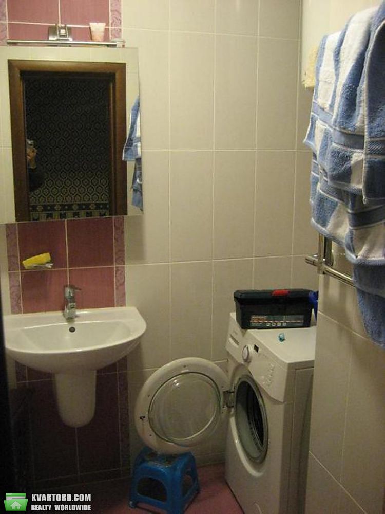 Rent out 2-room apartment. Киев,  Казачья — photo 8