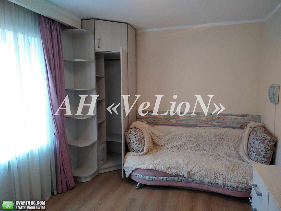 Rent out 3-room apartment. Киев,  Леси Украинки бул — photo 5