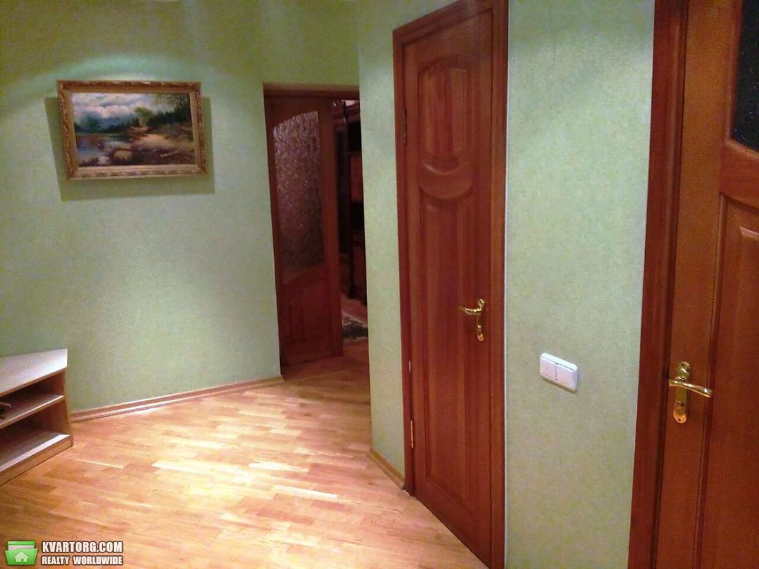 Rent out 3-room apartment. Киев,  Героев Сталинграда пр — photo 2