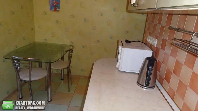 Rent out 2-room apartment. Киев,  Дмитриевская — photo 3