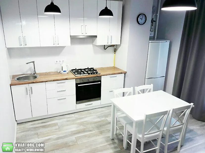 Rent out 1-room apartment. Киев,  Юношеская — photo 1