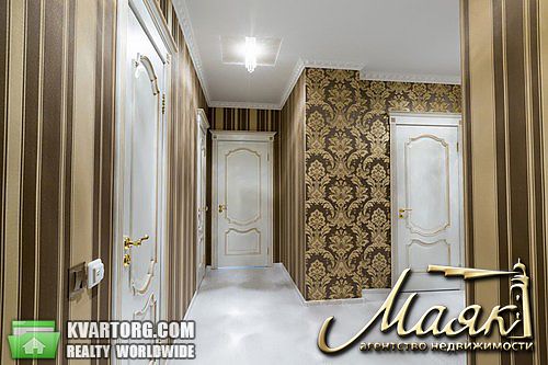 Sell 3-room apartment. Киев,  Днепровская наб — photo 3
