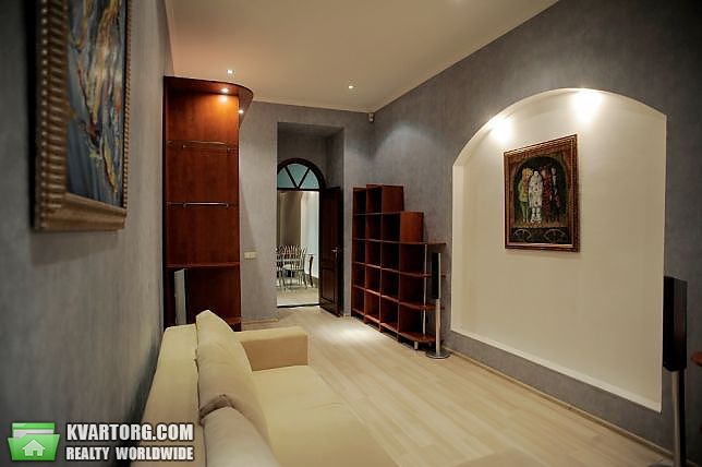 Rent out 3-room apartment. Киев,  Саксаганского — photo 7