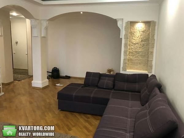 Rent out 3-room apartment. Киев,  Миропольская — photo 3