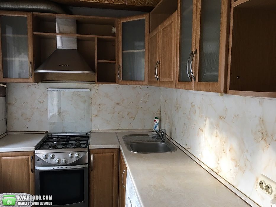 Rent out 2-room apartment. Киев,  Героев Космоса — photo 1