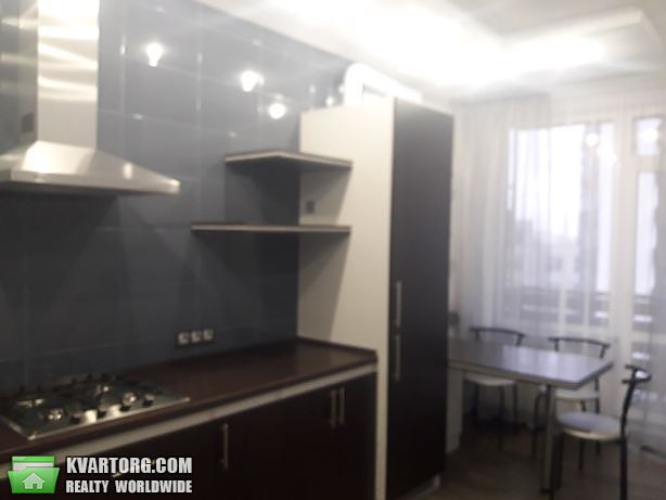 Rent out 1-room apartment. Киев, героев небесной сотни — photo 1
